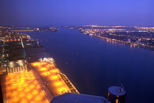 030807hs.jpg